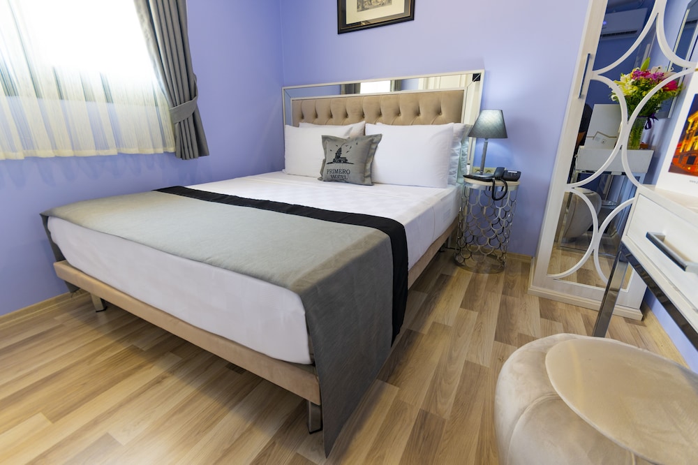 Primero Hotel 29/65