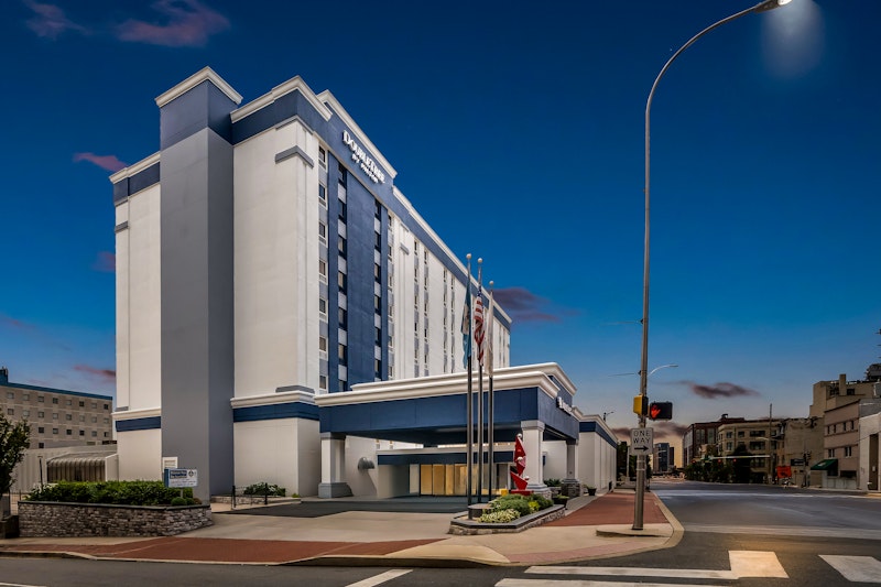 Doubletree Hotel Downtown Wilmington Legal 3/60