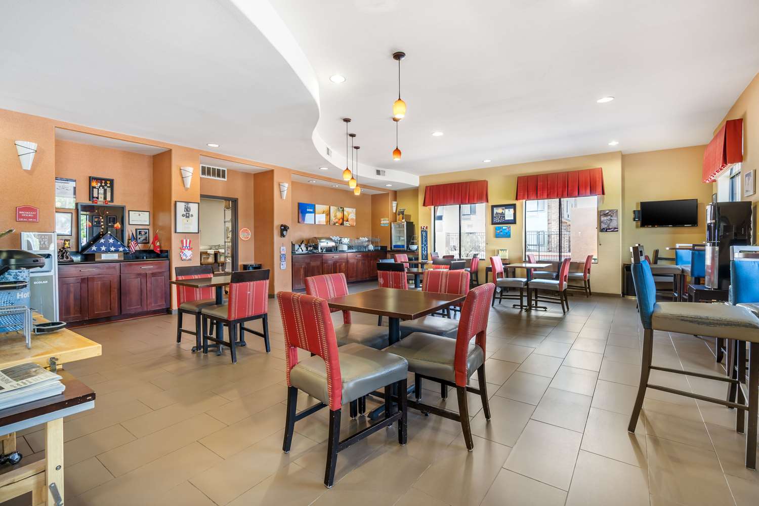 Comfort Suites Gallup East Route 66 and I-40 32/42