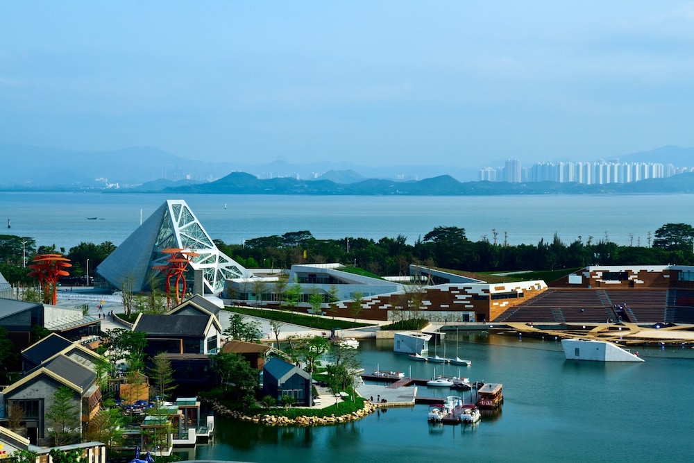 The Oct Harbour Shenzhen Marriott Executive Apartments 22/38