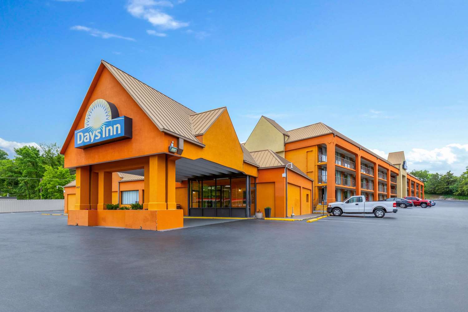 Days Inn by Wyndham Knoxville East 2/31