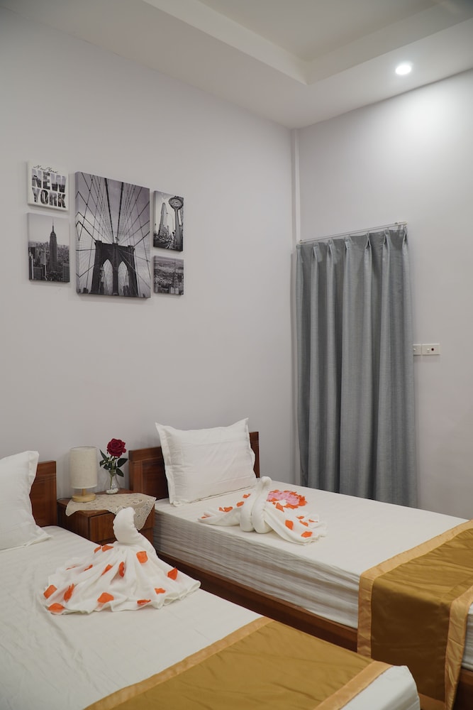 Hanoi Lotus Hostel 51/69
