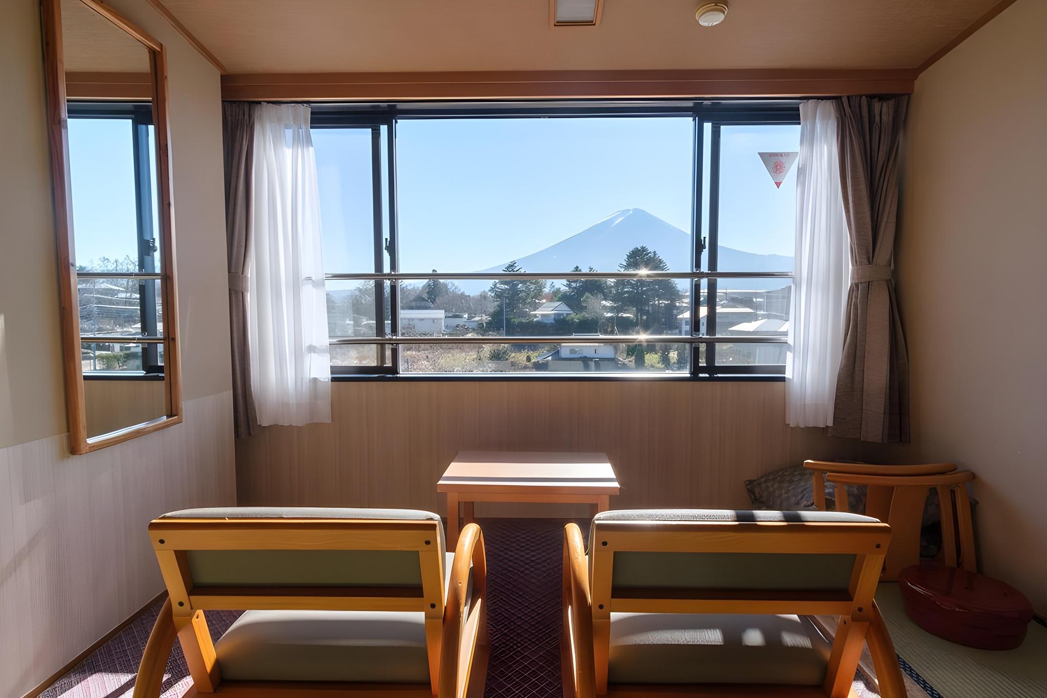Japanese, Standard, Mt Fuji Side, Tatami