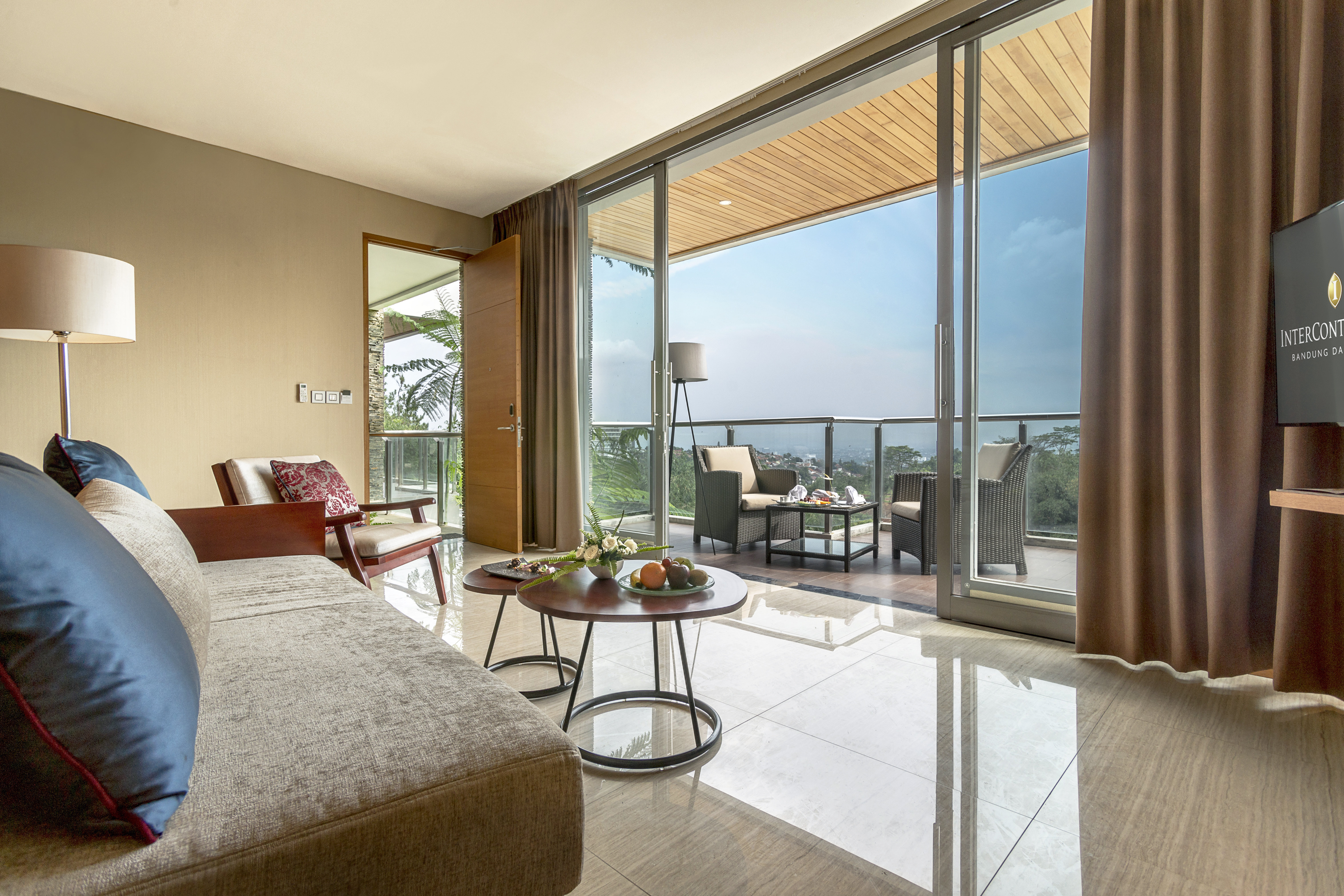 INTERCONTINENTAL BANDUNG DAGO PAKAR 20/50