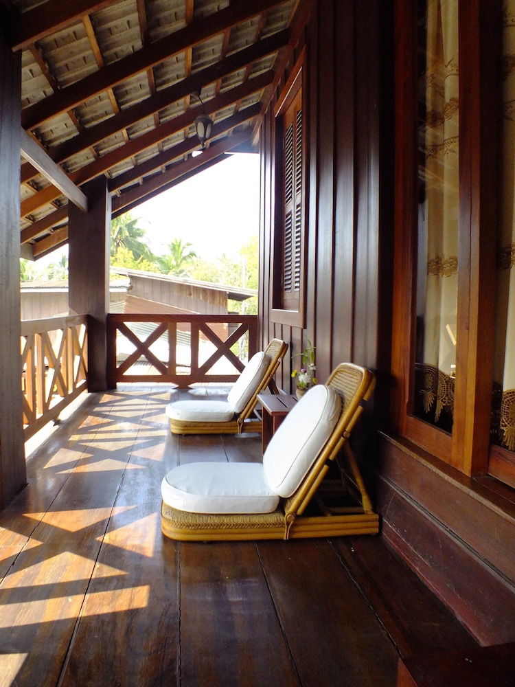 Muangthong Hotel 23/50