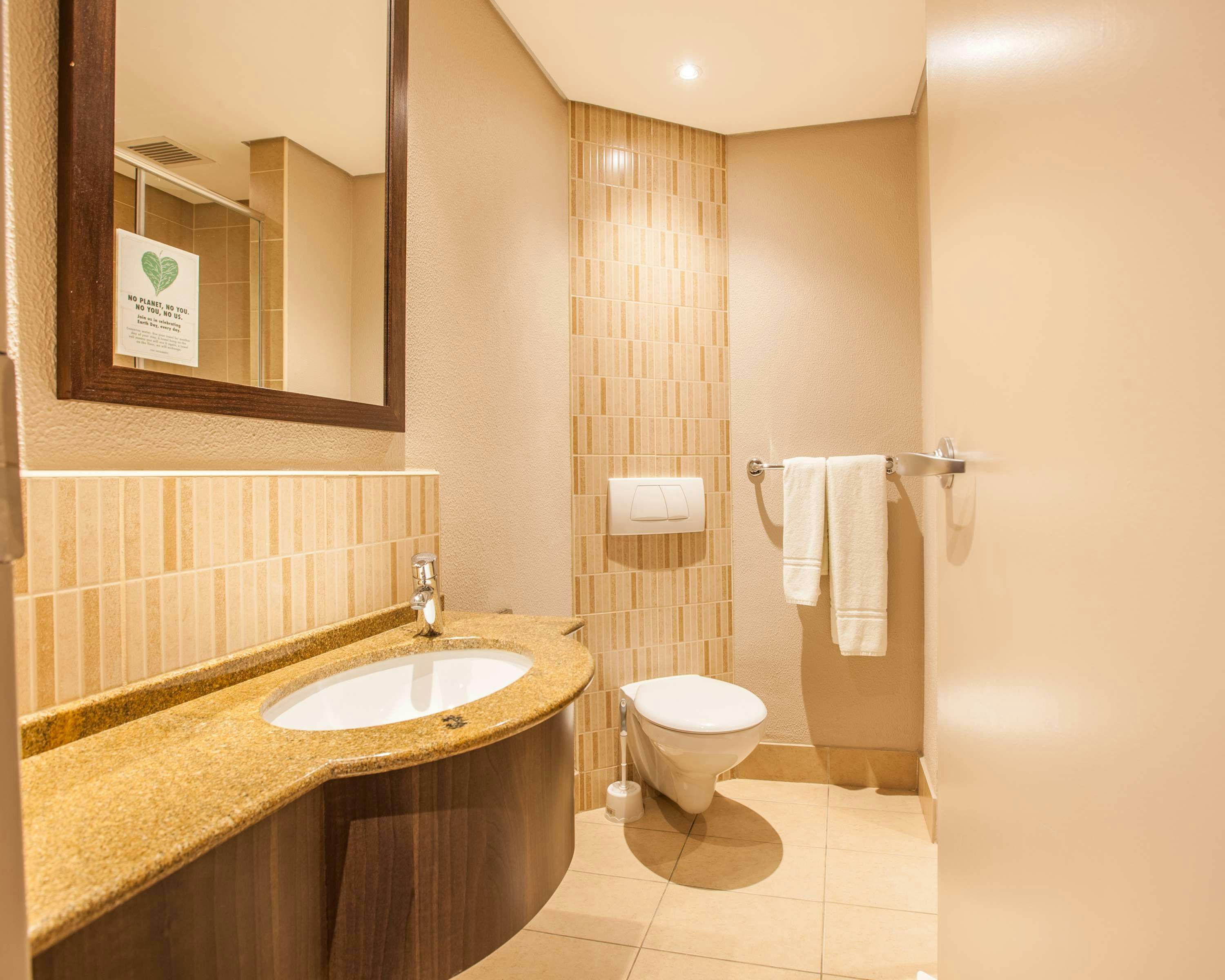 Town Lodge Gaborone 24/24