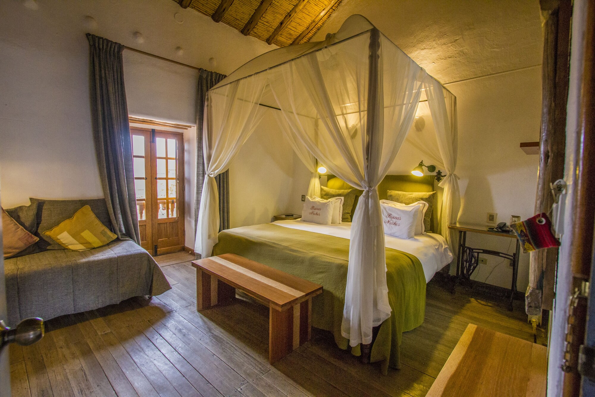 Design, King Bed, City View