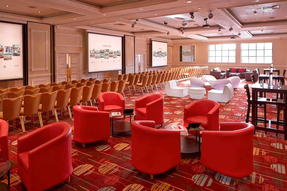 Delta Hotels by Marriott Swansea 19/21