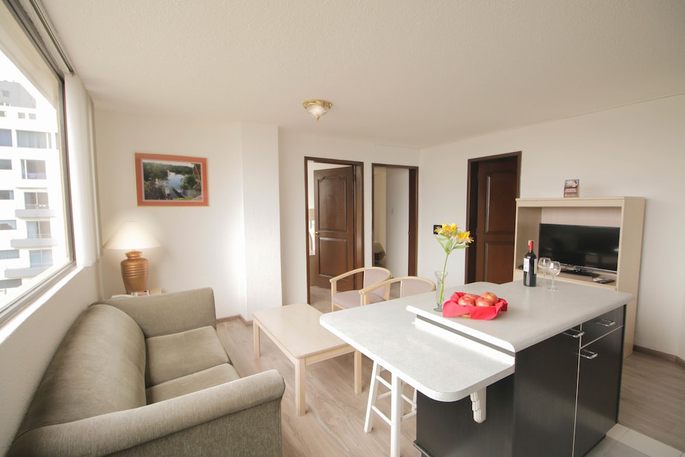 Stanford Suites 45/69