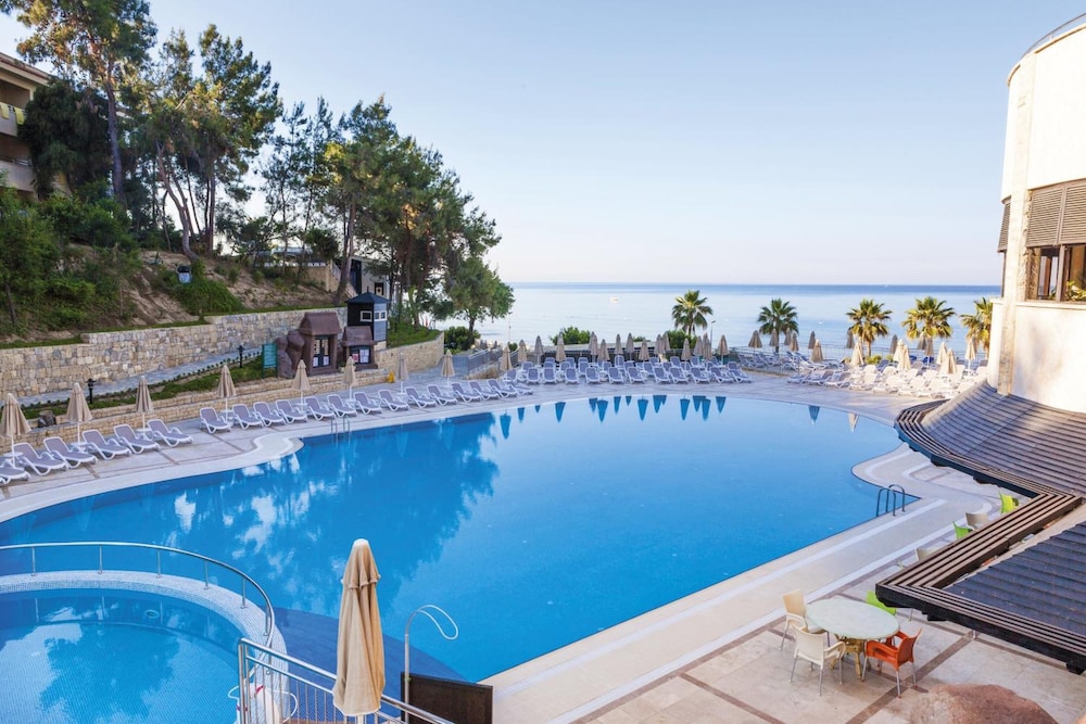 Melas Holiday Village 11/71