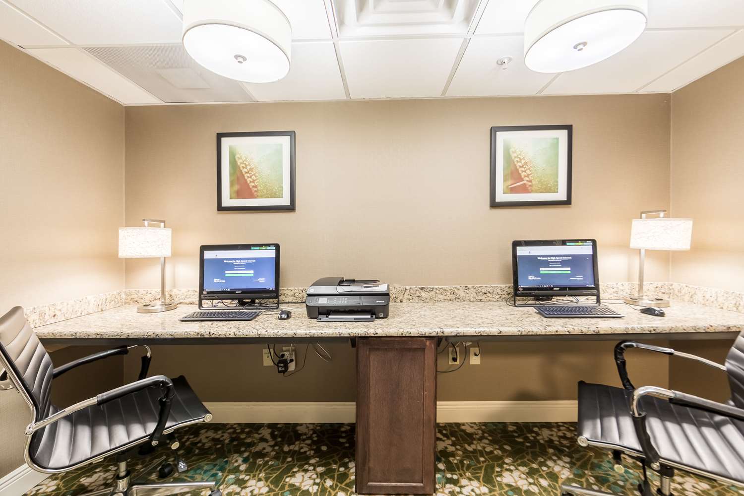 Best Western Plus Sebastian Hotel & Suites 28/30