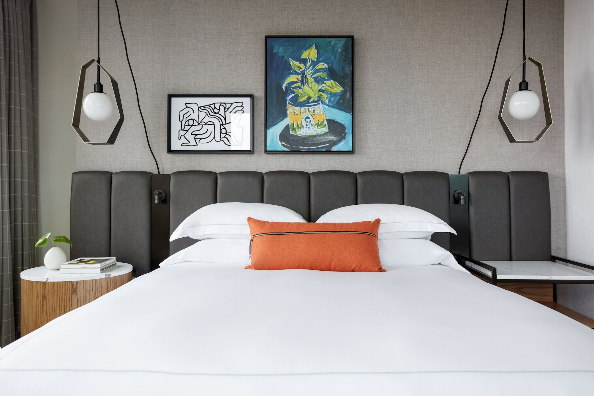 1 Bedroom, Suite, Single Bed, City View, High Floor