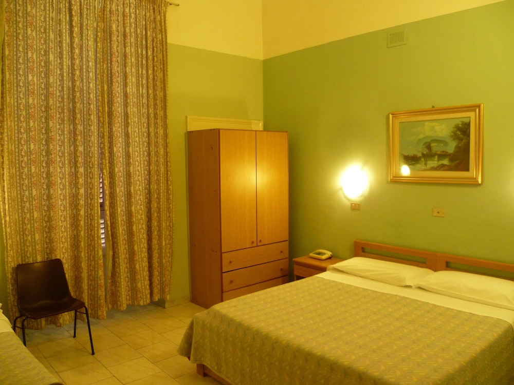 Hotel Pensione Romeo 14/19