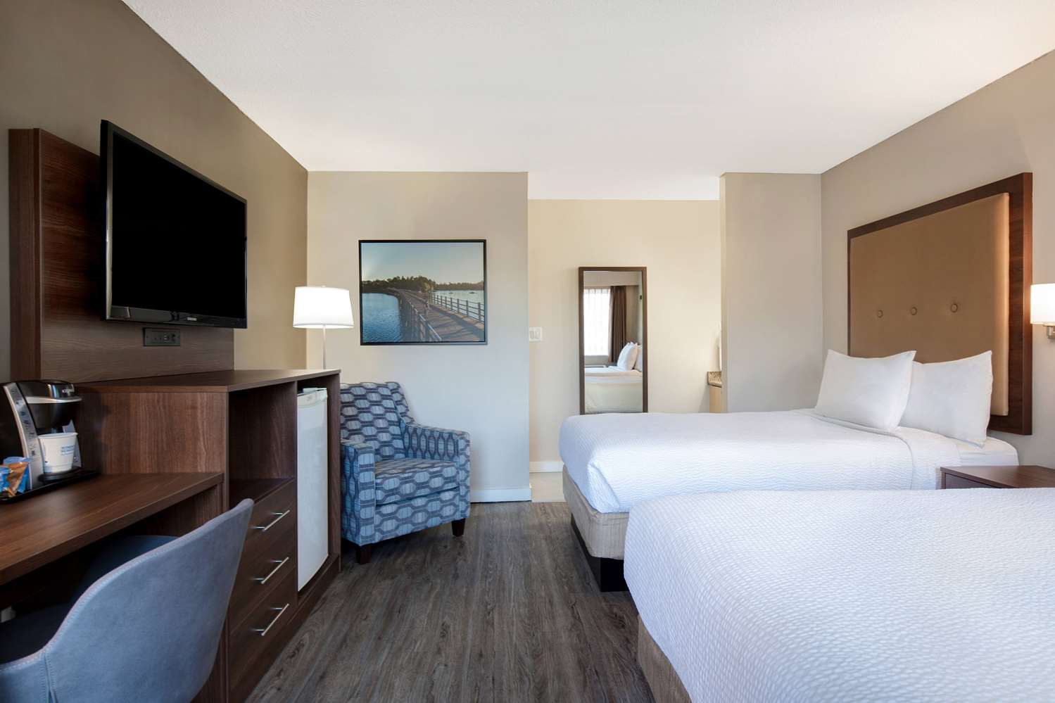 Days Inn By Wyndham Victoria Uptown 23/62