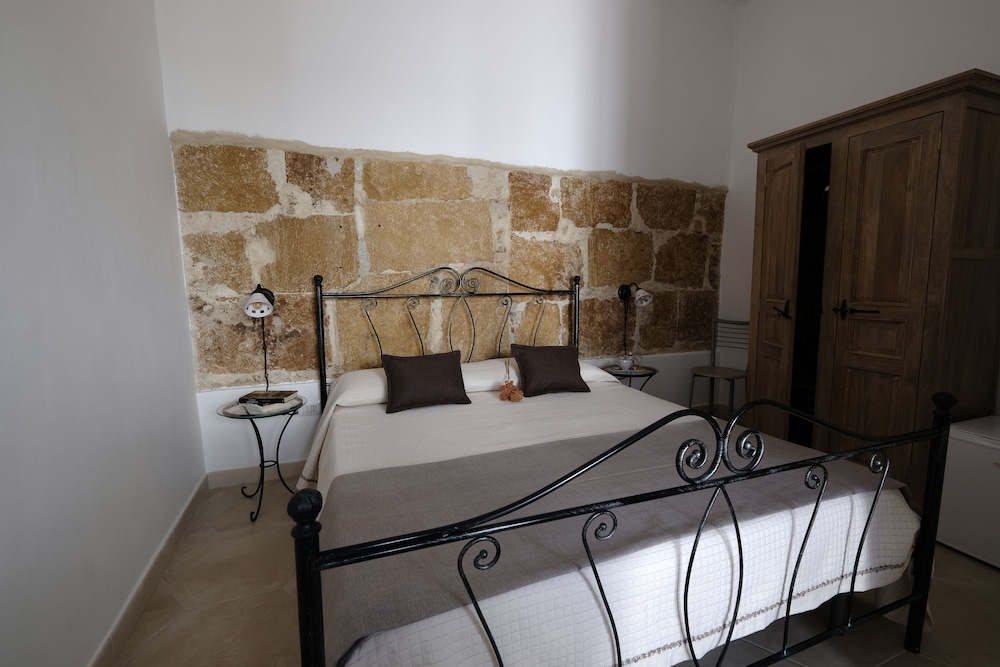 Morfeo Val Di Noto 7/50