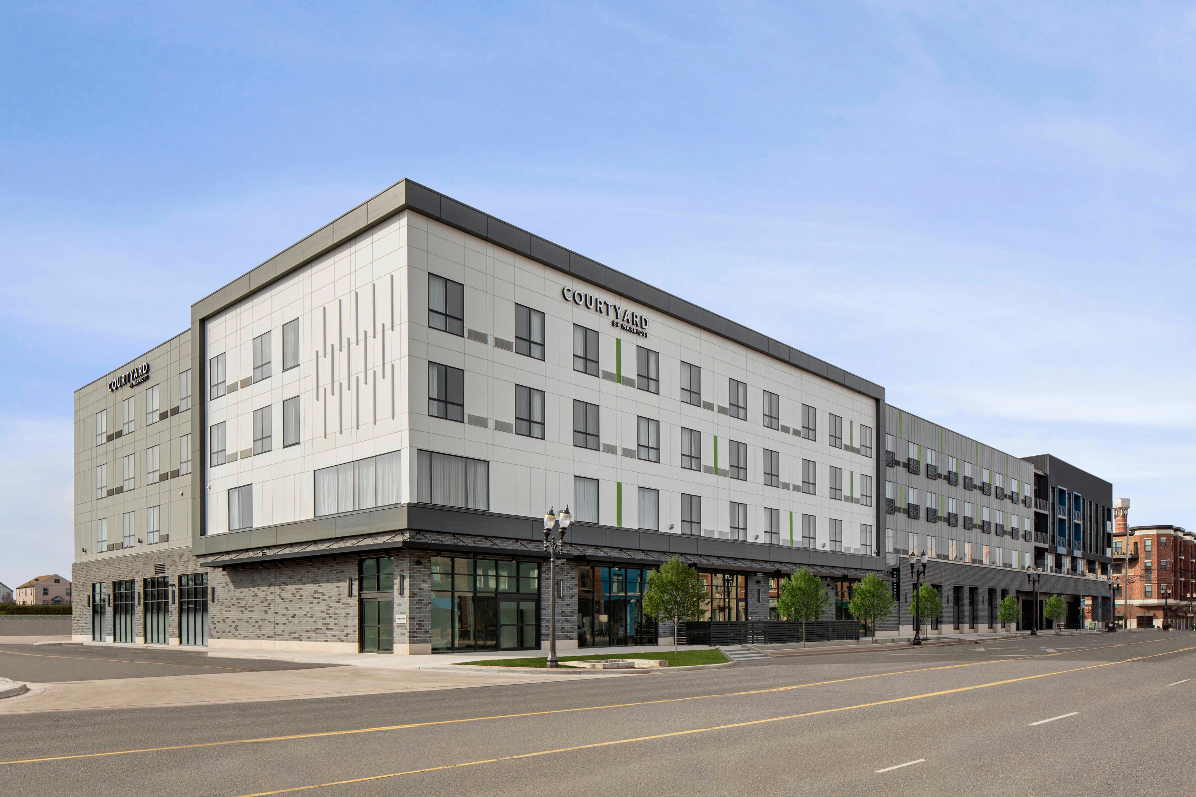 Courtyard by Marriott Lansing Downtown 20/20