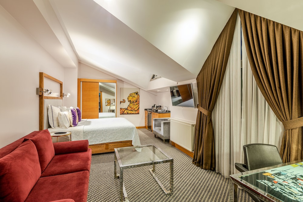 Parkhouse Hotel Spa 24/67