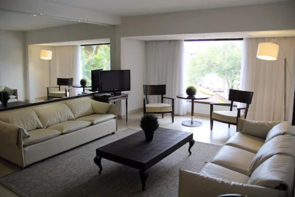 Yacht & Golf Club Paraguayo, a Tribute Portfolio Resort 36/68