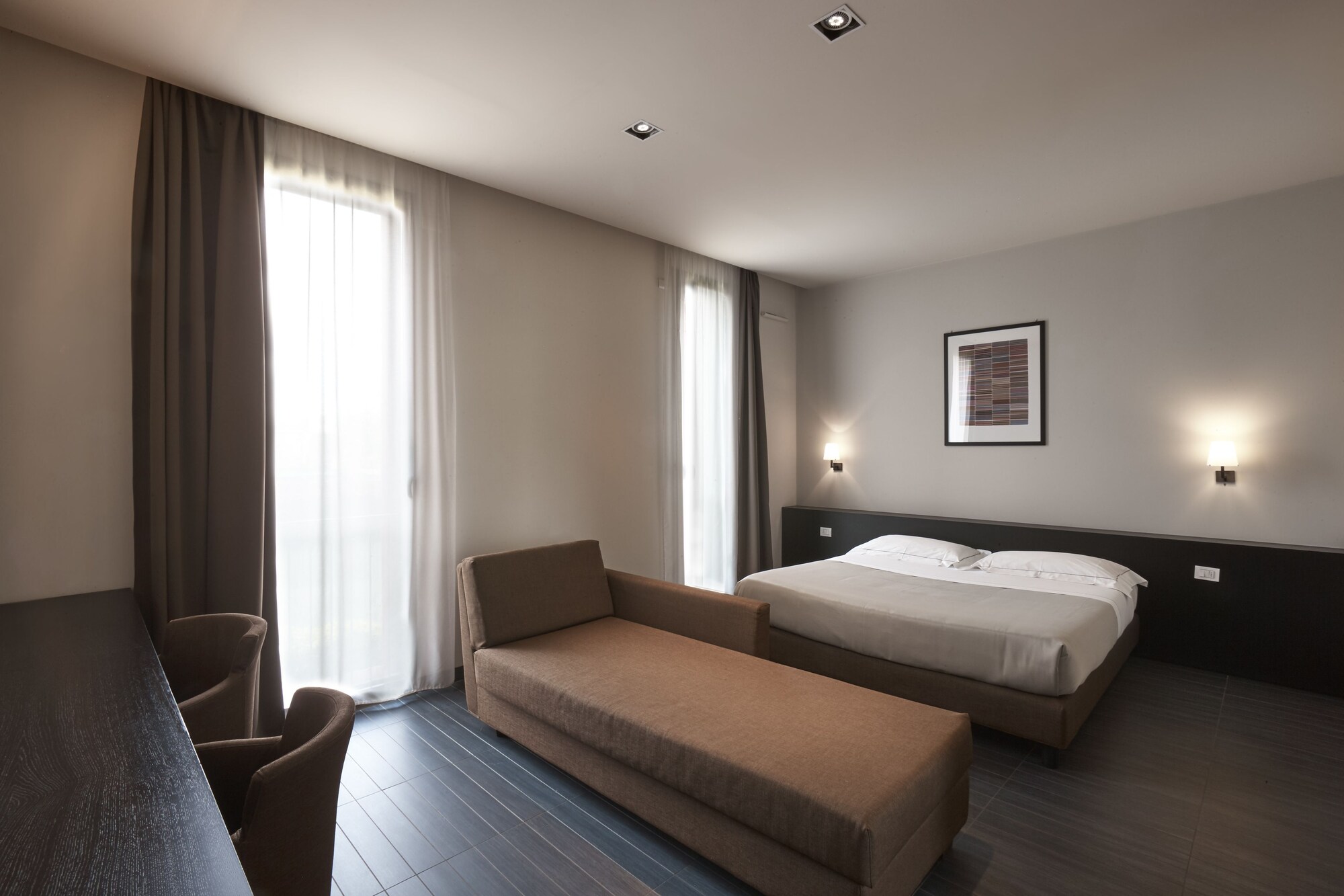 ROOM, SINGLE, DOUBLE BED