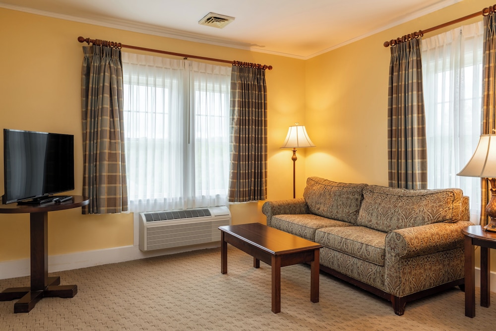 The Bethel Inn Resort 46/68