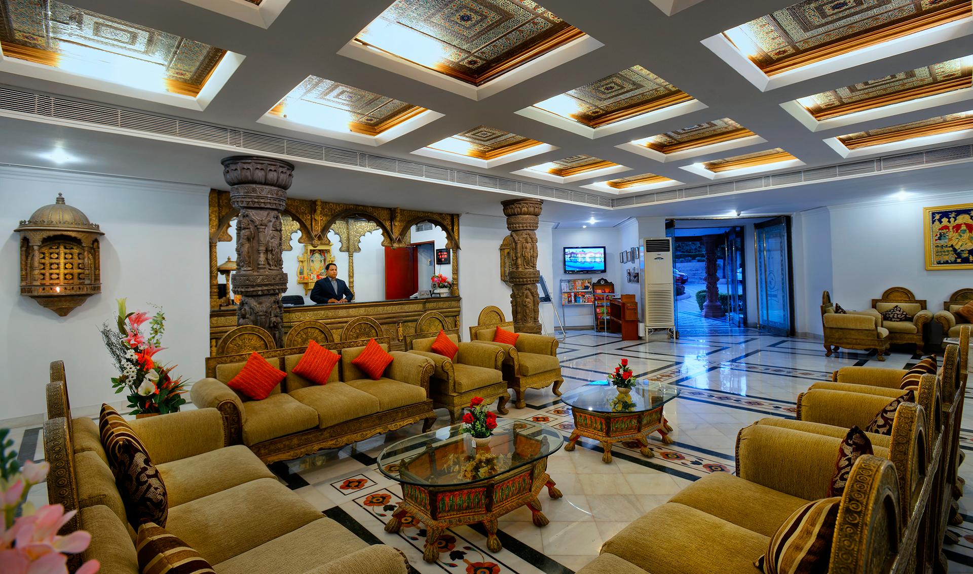 THE ORCHA RESORT. 23/39