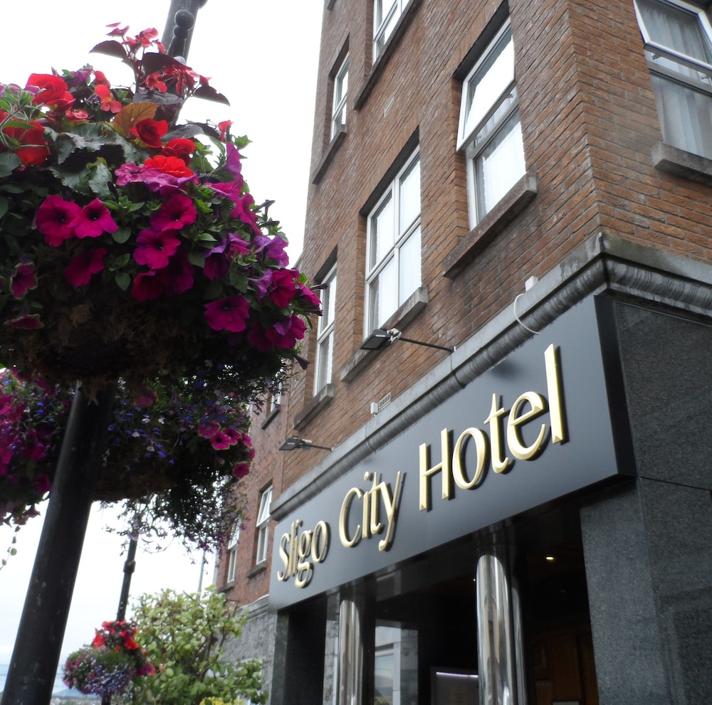 Sligo City Hotel 1/64