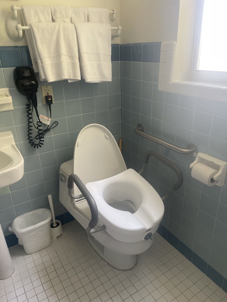 Ocean Inn 43/50