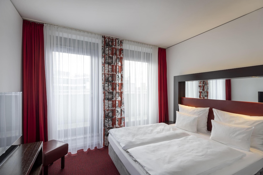 COMFORT, DOUBLE BED