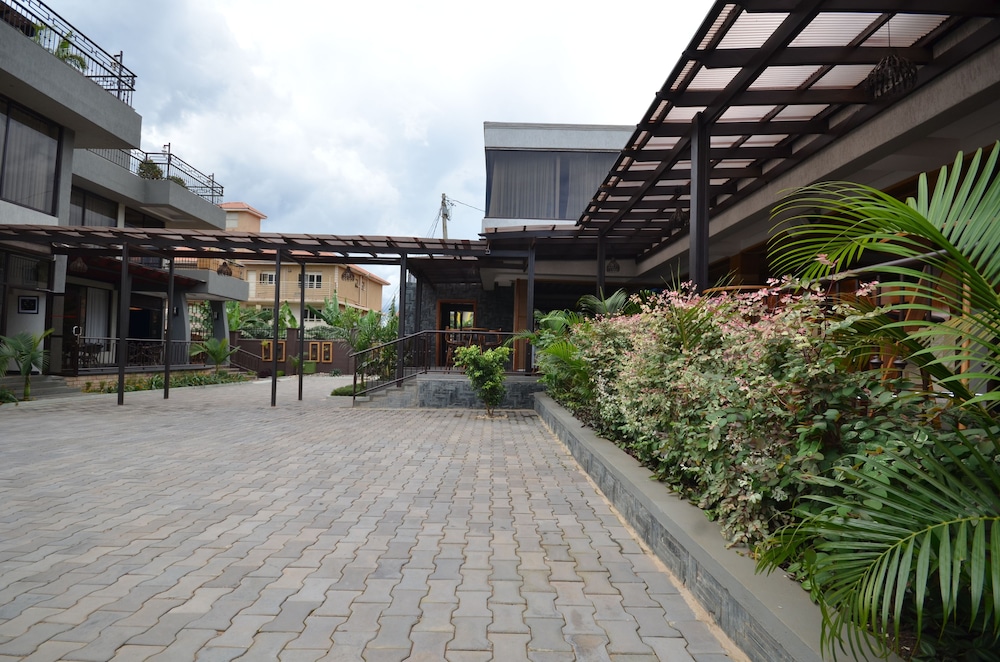 The Venti Hotel & Spa 34/37