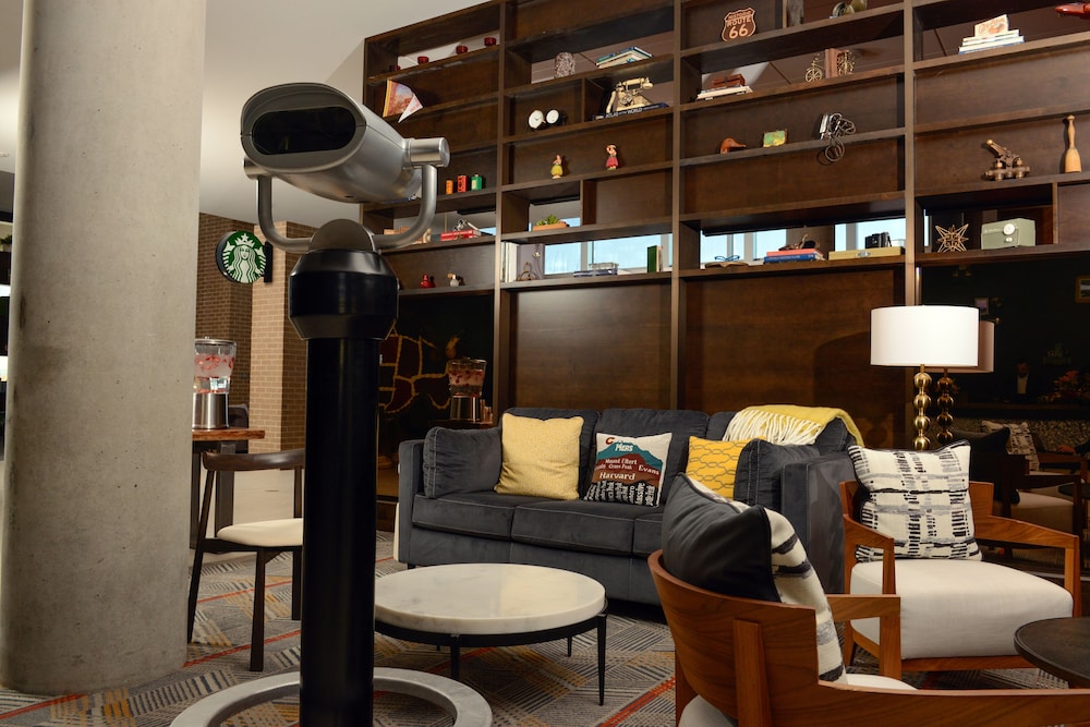 Hyatt Place Pena Station/Denver Airport 42/57