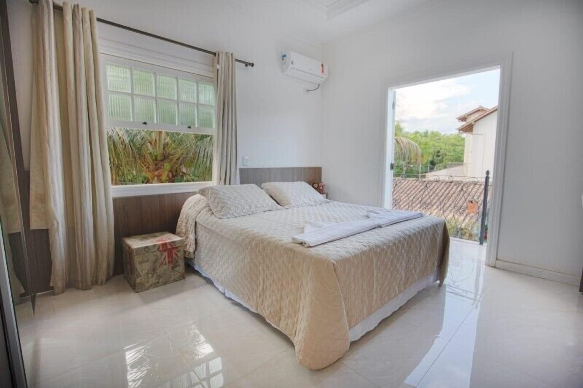 Room, Double Bed, Working Area