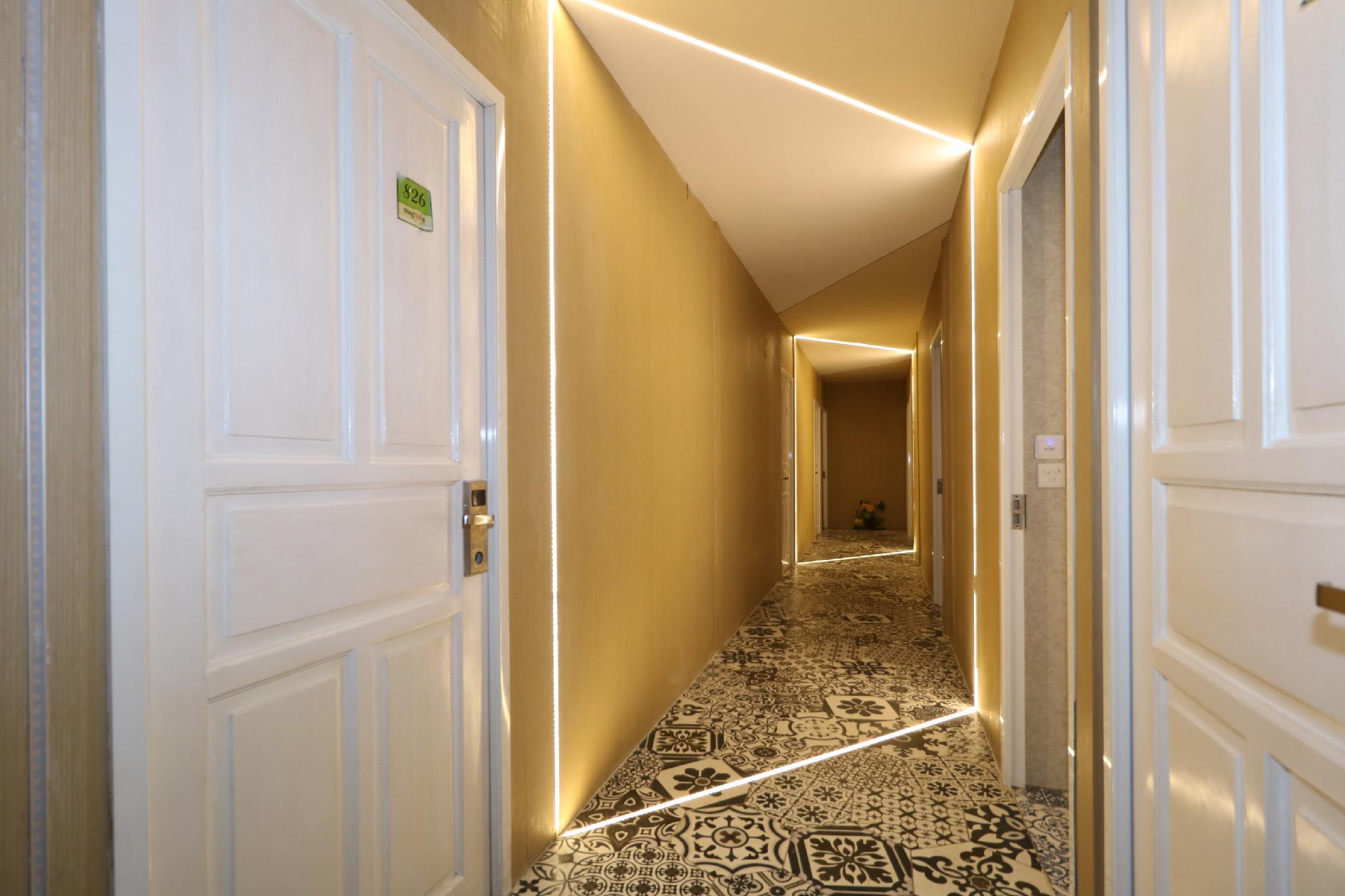 Magnolia Hotel Jakarta 13/24