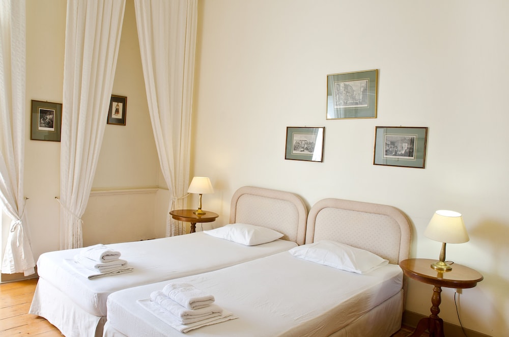 Hotel Omiros 15/50