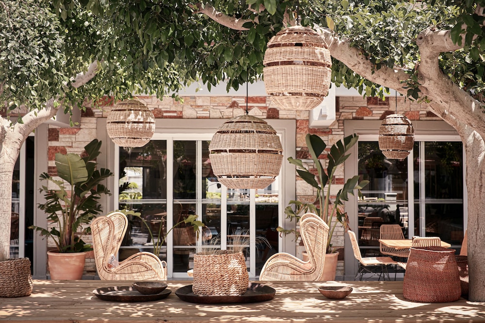 More Meni Residence and Suites 8/50