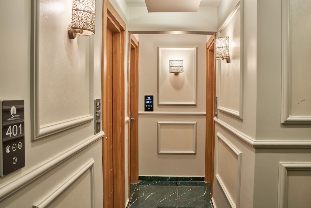 Istanbul Best Sirkeci Hotel and Spa 50/50