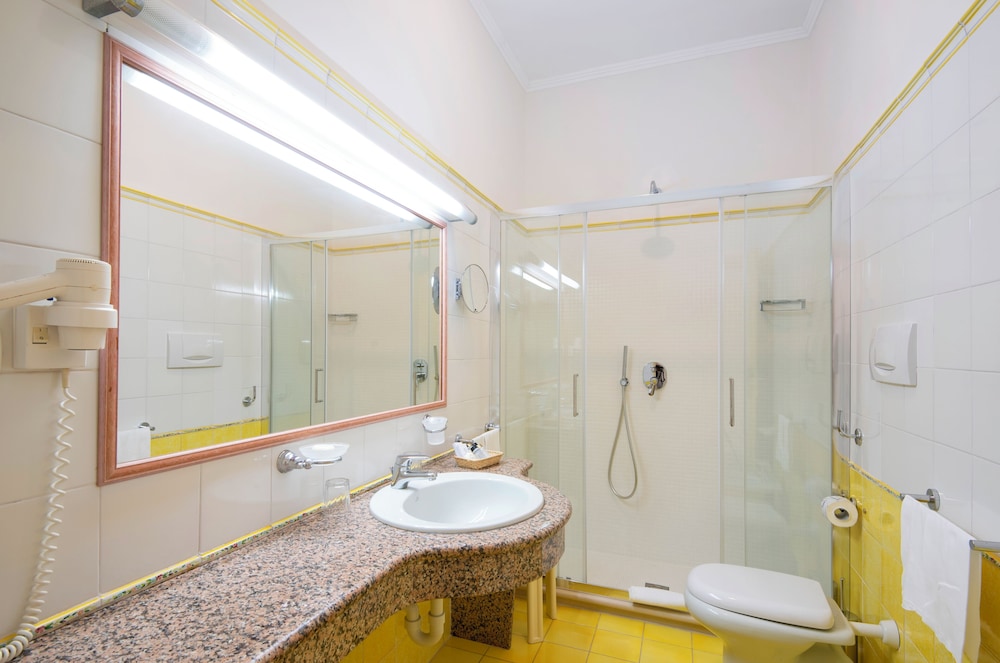 La Reginella Resort & Thermal Spa 65/67