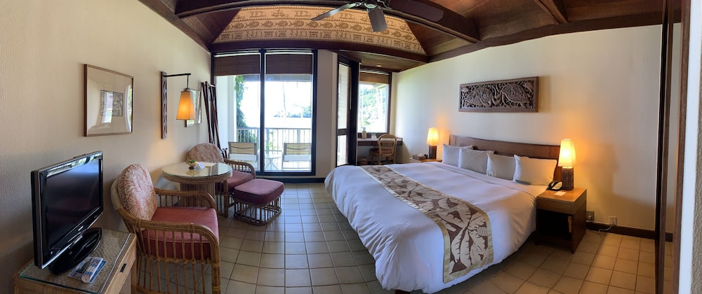 Palau Pacific Resort 10/38