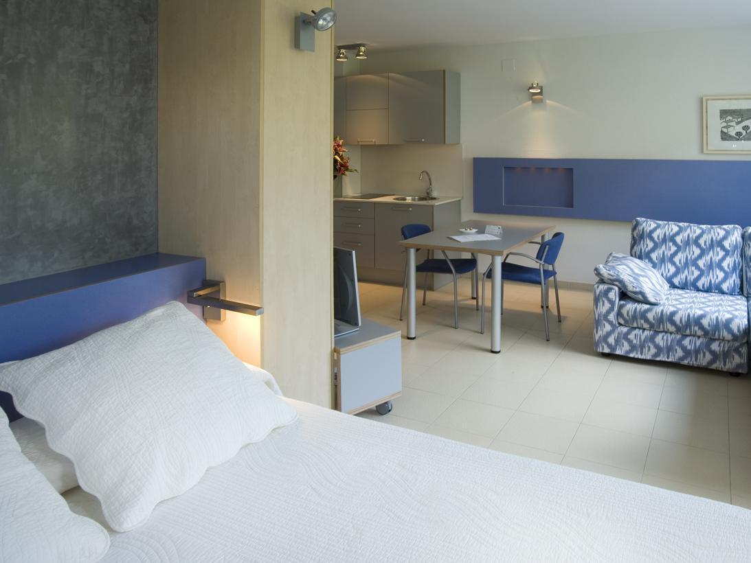 Standard, Double and Twin Beds