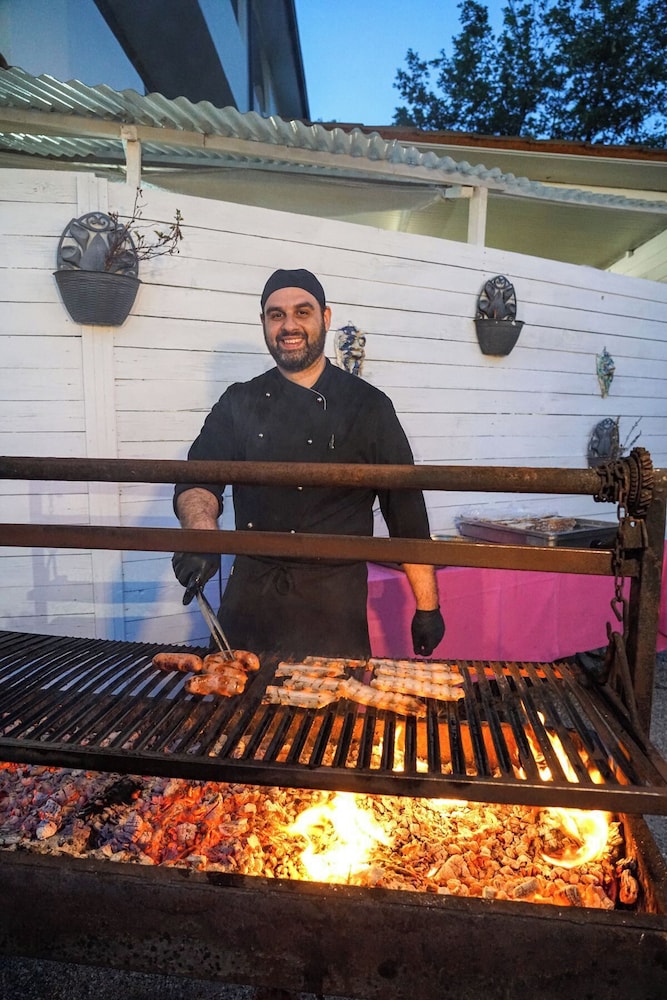 Luzia Agriresort 24/50