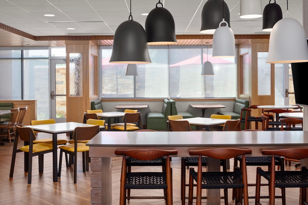 Fairfield Inn & Suites Yankton 18/27