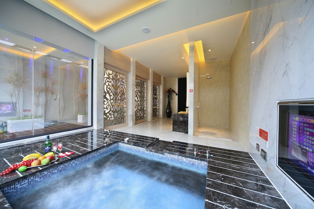 Han Guan Motel 28/48