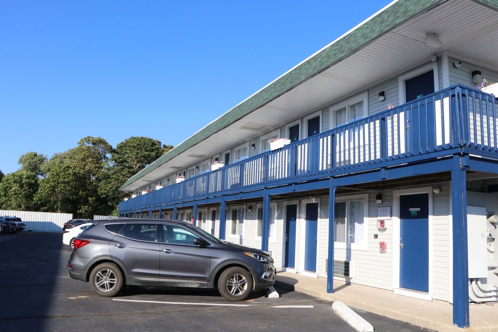 Sunbird ANNEX Resort 54/66