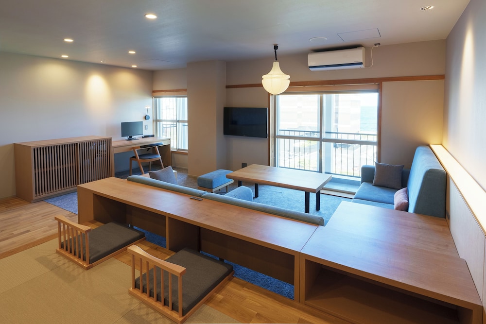 Hotel New Tsuruta 50/71