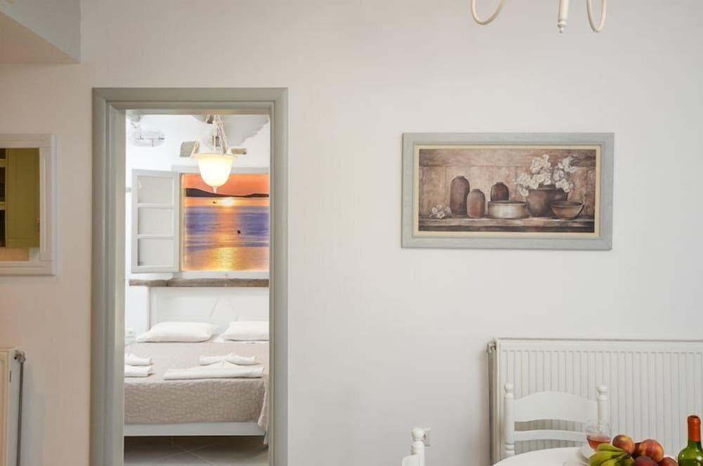 Santa Katerina Studios & Apartments photo5