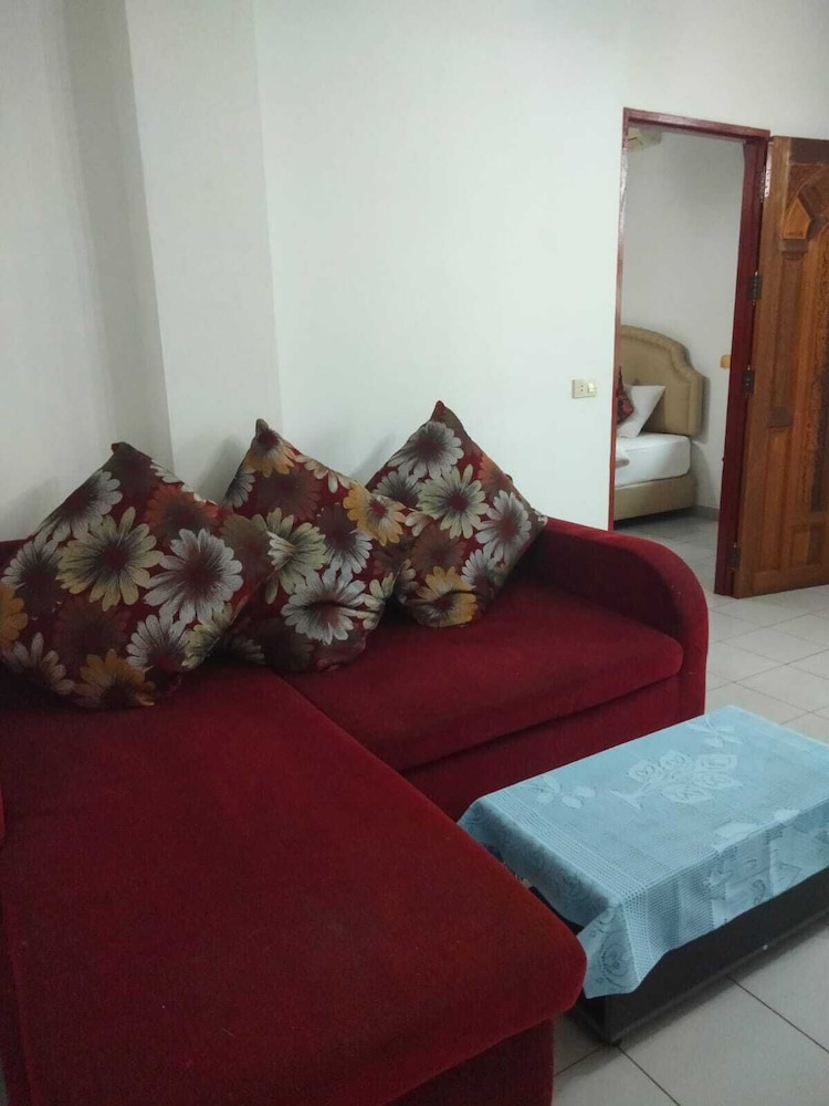 Changthai Comfort Guest House 11/40