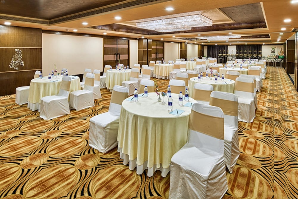 Goldfinch Hotel Bangalore 55/66