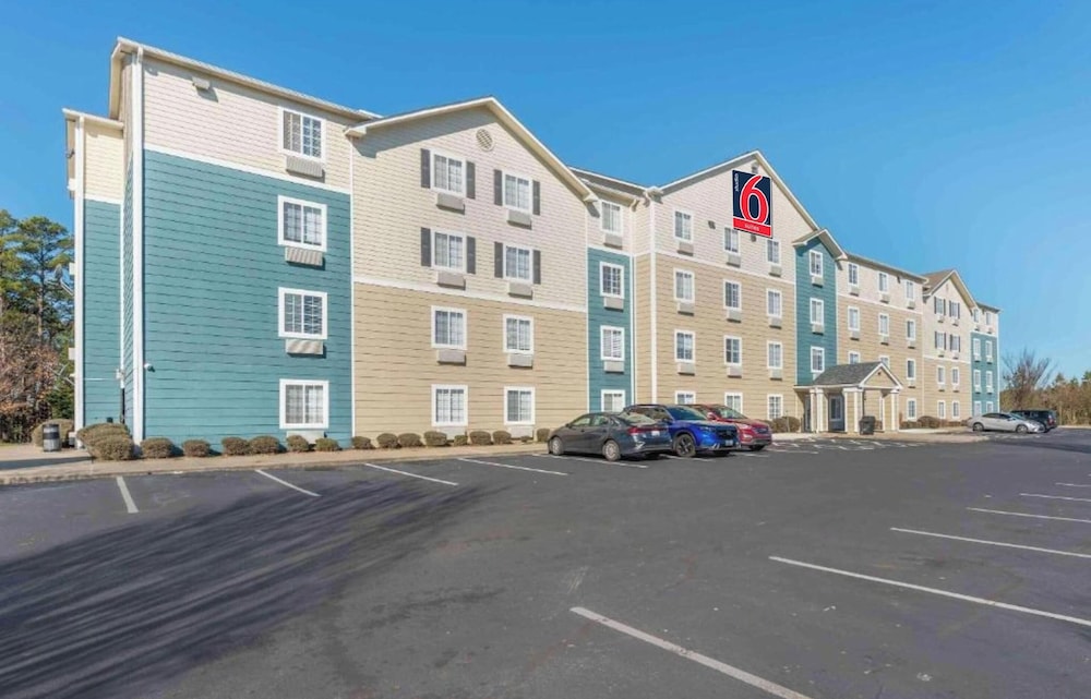 Studio 6 Extended Stay Little Rock Southwest AR 42/50