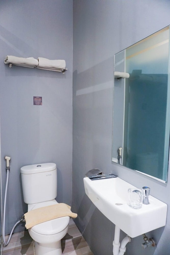 Hotel Laksana Solo Managed by Dafam 48/50
