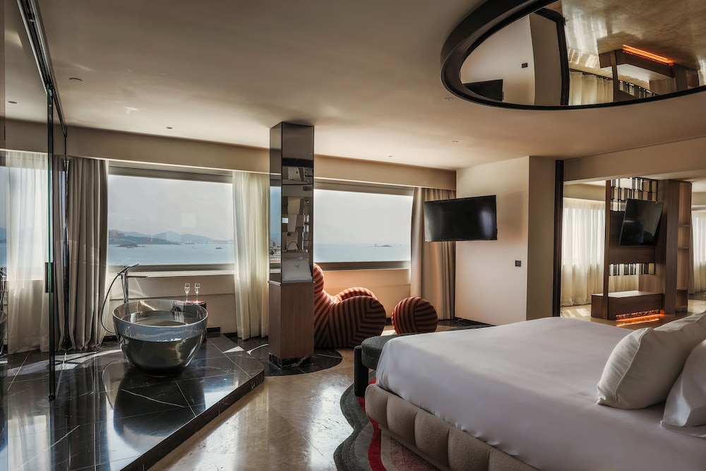 World, Top, Suite, King Bed، Ushuaia Ibiza Beach Hotel - Adults Only 2/4