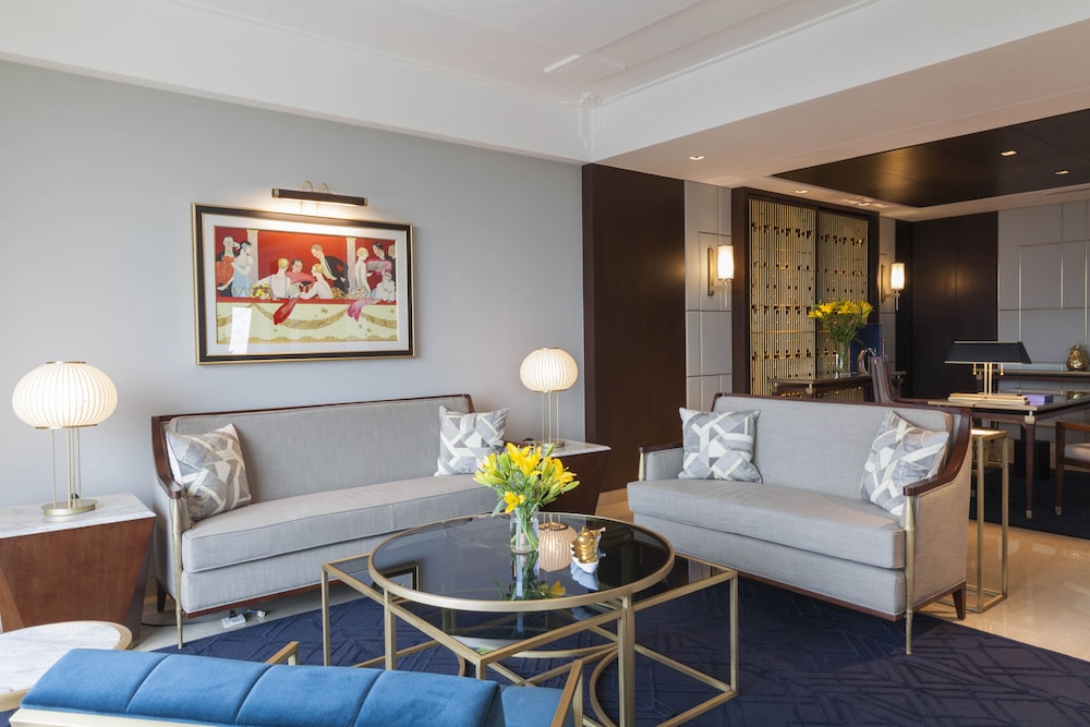 The Oberoi New Delhi 28/55